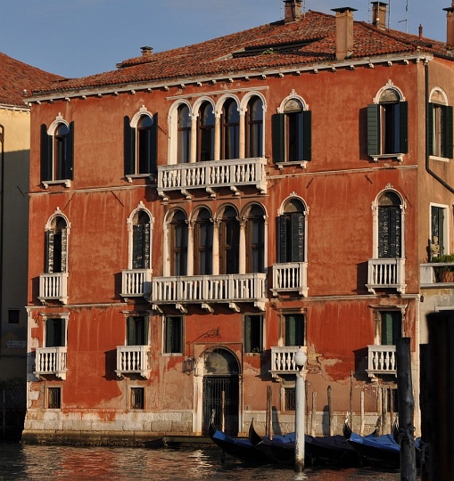 Palazzo Giustinian Persico